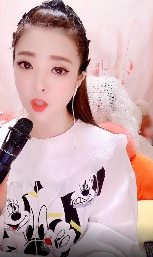 网红唱歌蓝姐,歌声传遍千家万户