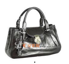 男明星手提包,揭秘男明星手提包背后的时尚密码